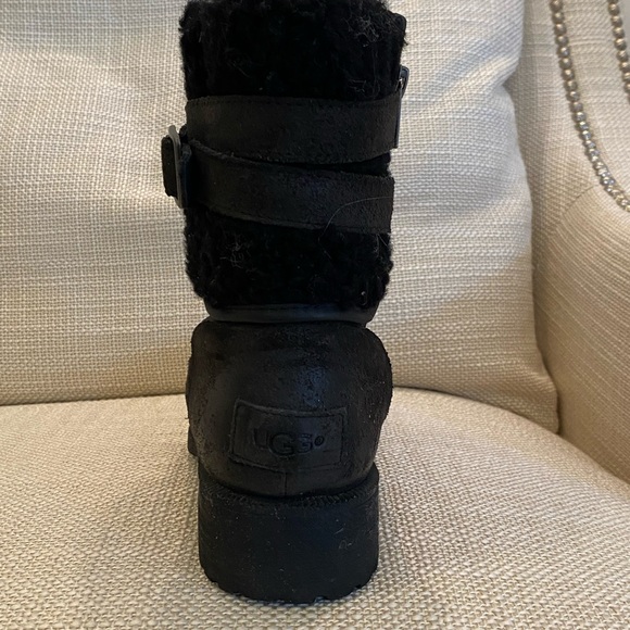 UGG Womens Blayre III Boot / Black w Sheepskin /Ankle Buckle/Side Zipper /Size 7 - Picture 4 of 11